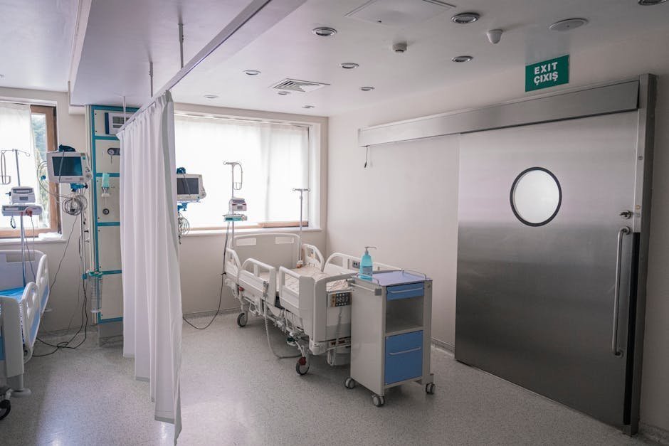 Geriatric psychiatric inpatient unit room with mobility supports and natural lighting